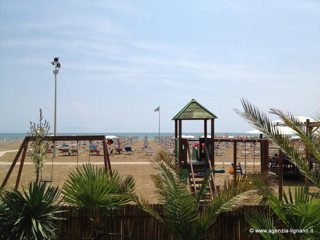 Lignano Pineta With Air Conditioning&Washing Machine Lägenhet Lignano Sabbiadoro Exteriör bild